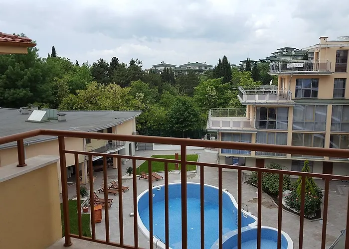 C32 In Dream Complex Ravda